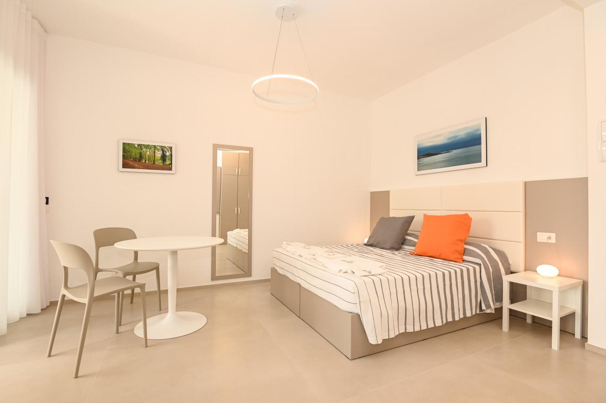 Agora Vieste Rooms & Apartments المظهر الخارجي الصورة